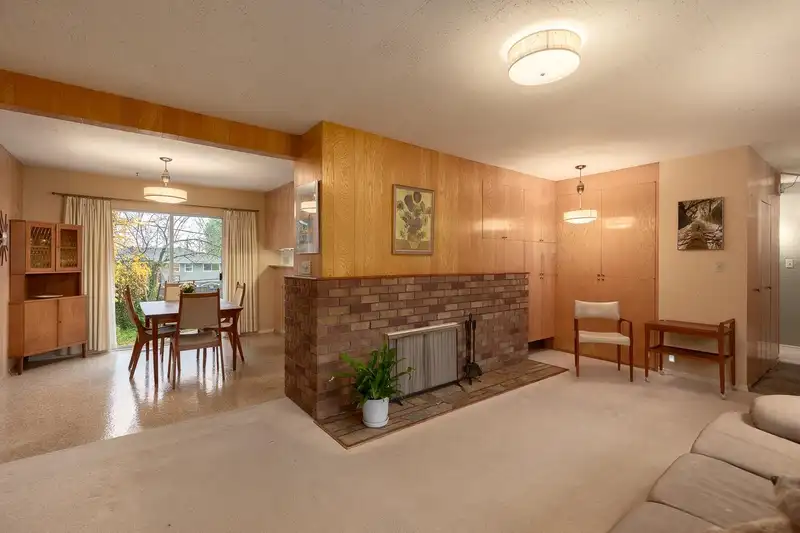 6390 WINCH STREET - photo 3 of 35