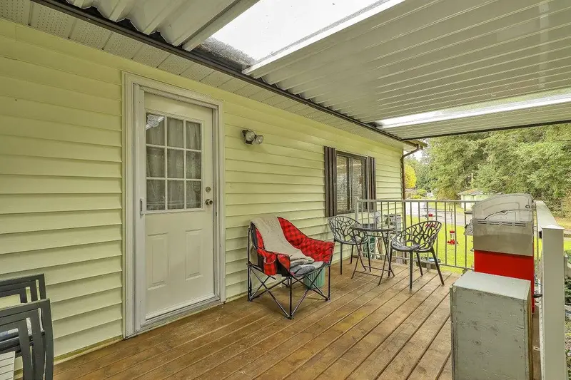 226 20071 24 AVENUE - photo 2 of 25