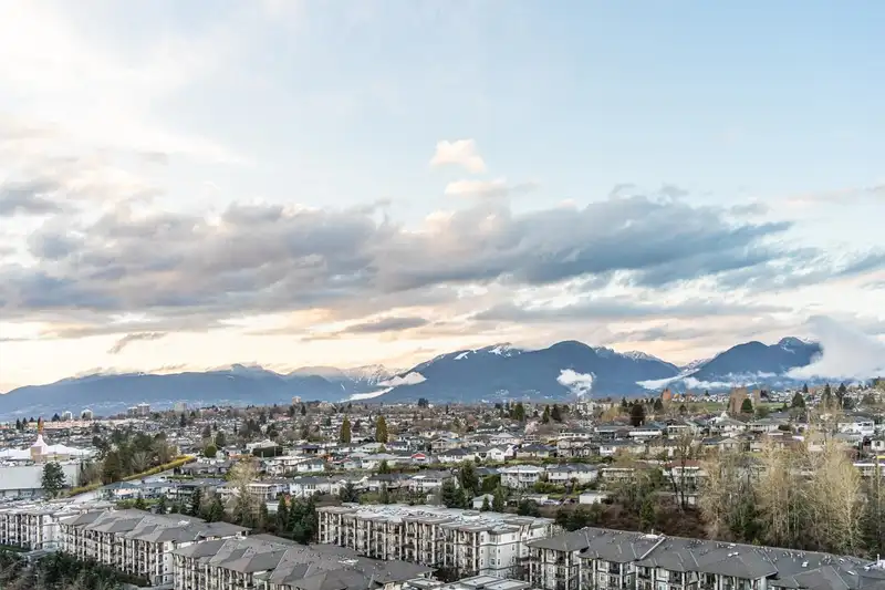 2505 4890 LOUGHEED HIGHWAY - photo 1 of 19