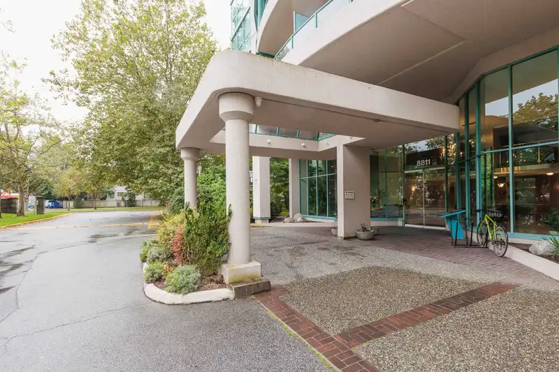 802 8811 LANSDOWNE ROAD - photo 1 of 32