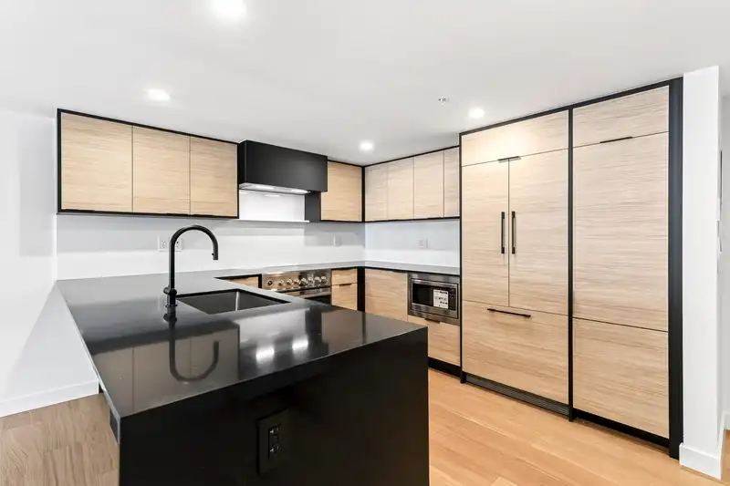 103 6485 MANITOBA STREET - photo 4 of 34