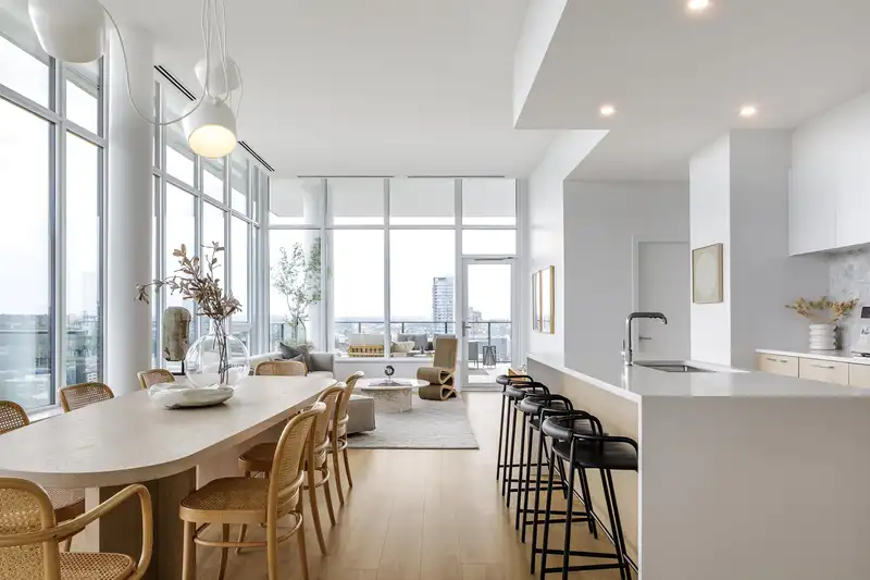2702 2425 ALPHA AVENUE - photo 1 of 15