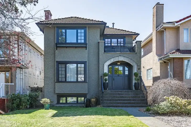 78 W 39TH AVENUE - photo 1 of 40