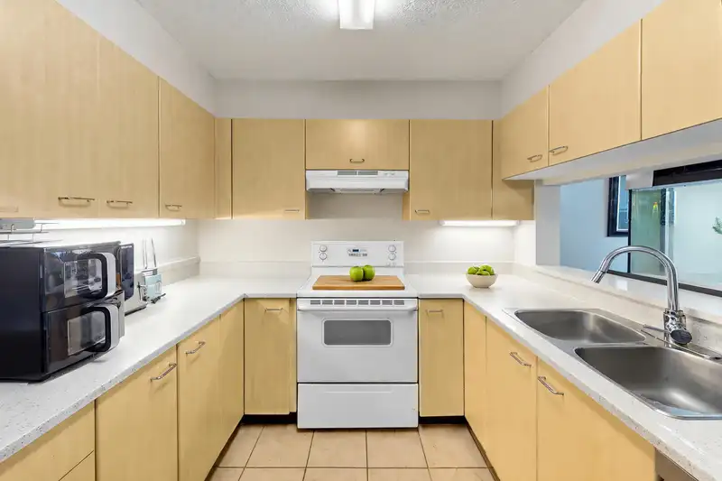 1602 1148 HEFFLEY CRESCENT - photo 3 of 12