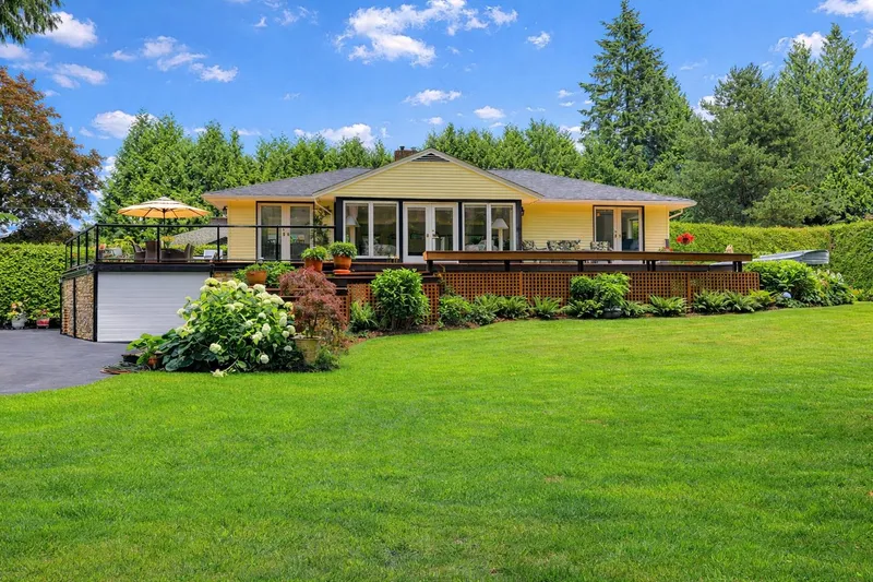 7050 115 STREET - photo 1 of 25