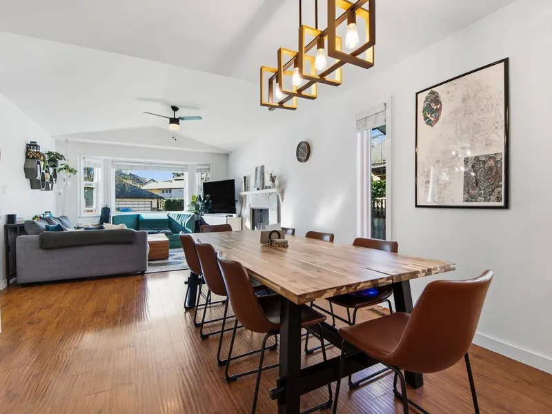 3660 OSPREY COURT - photo 1 of 25