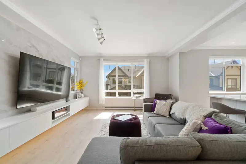 136 1350 MITCHELL STREET - photo 3 of 25