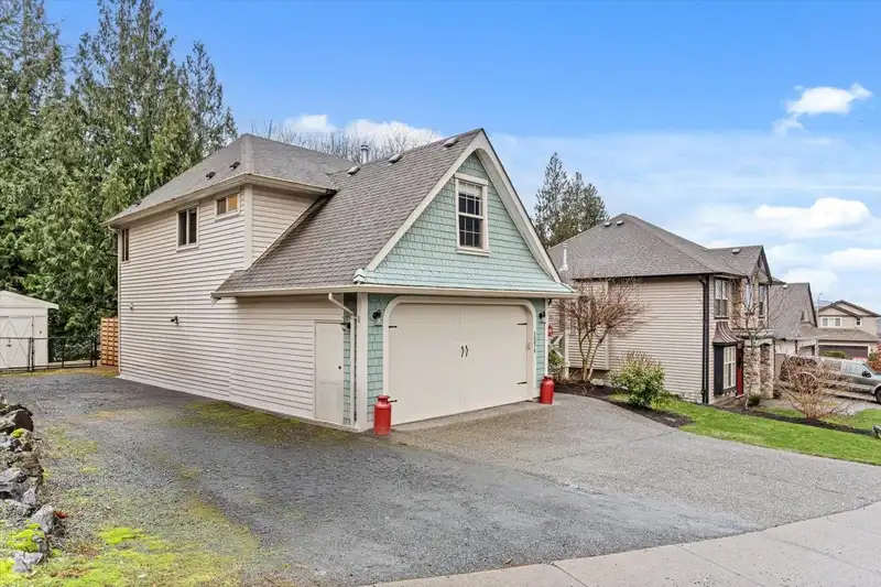 50870 FORD CREEK PLACE - photo 2 of 40
