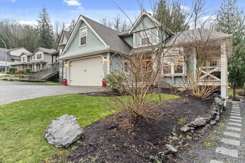 50870 FORD CREEK PLACE - photo 3 of 40