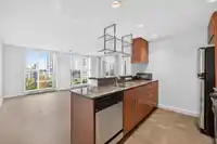 906 455 BEACH CRESCENT - thumbnail 6