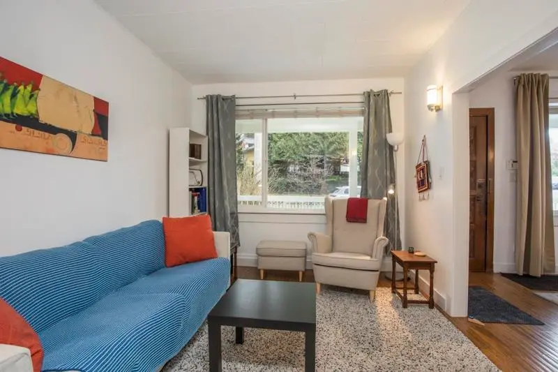 432 RICHMOND STREET - photo 4 of 25