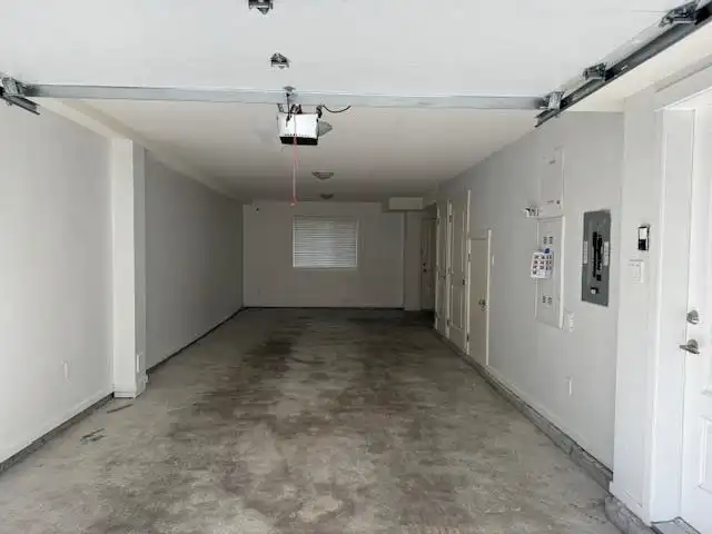 9 9811 FERNDALE ROAD - photo 2 of 4