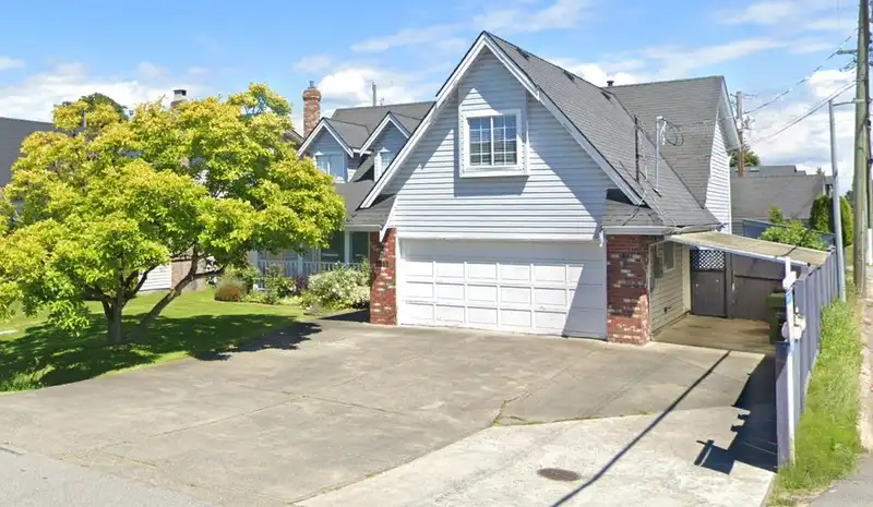 9940 AQUILA ROAD - photo 4 of 17