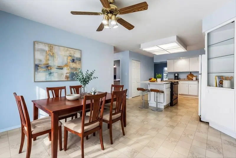 7523 GARNET DRIVE - photo 3 of 25