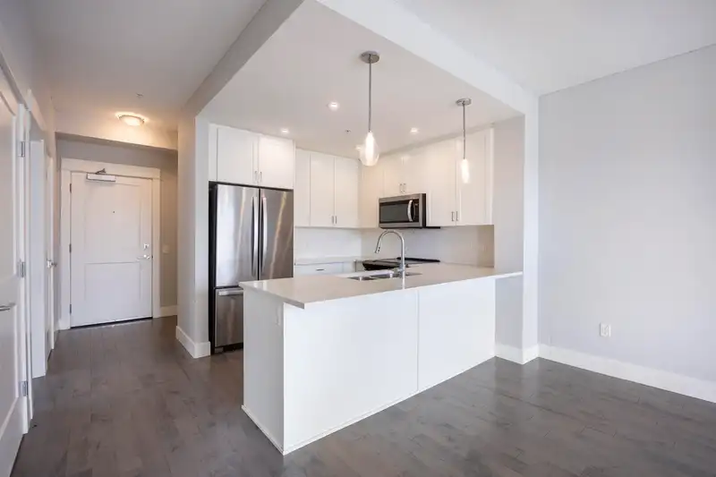 3507 2180 KELLY AVENUE - photo 4 of 26