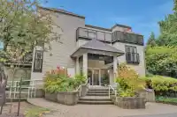 203 2401 HAWTHORNE AVENUE - thumbnail 1