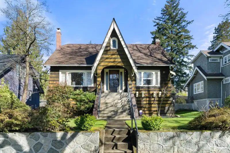 3835 W 36TH AVENUE - photo 1 of 18