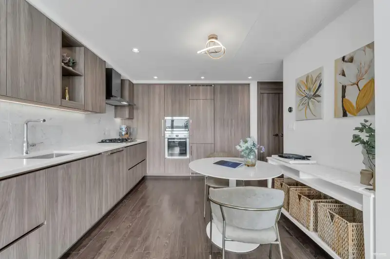 3509 4730 LOUGHEED HIGHWAY - photo 4 of 23