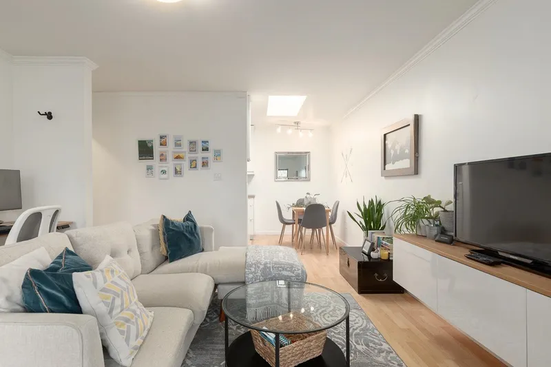 309 2150 BRUNSWICK STREET - photo 2 of 18