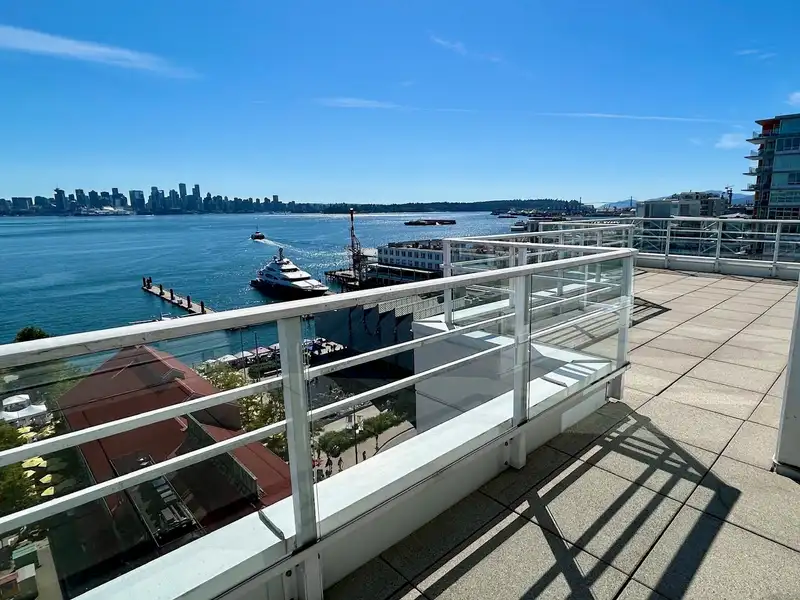 902 133 E ESPLANADE AVENUE - photo 4 of 14