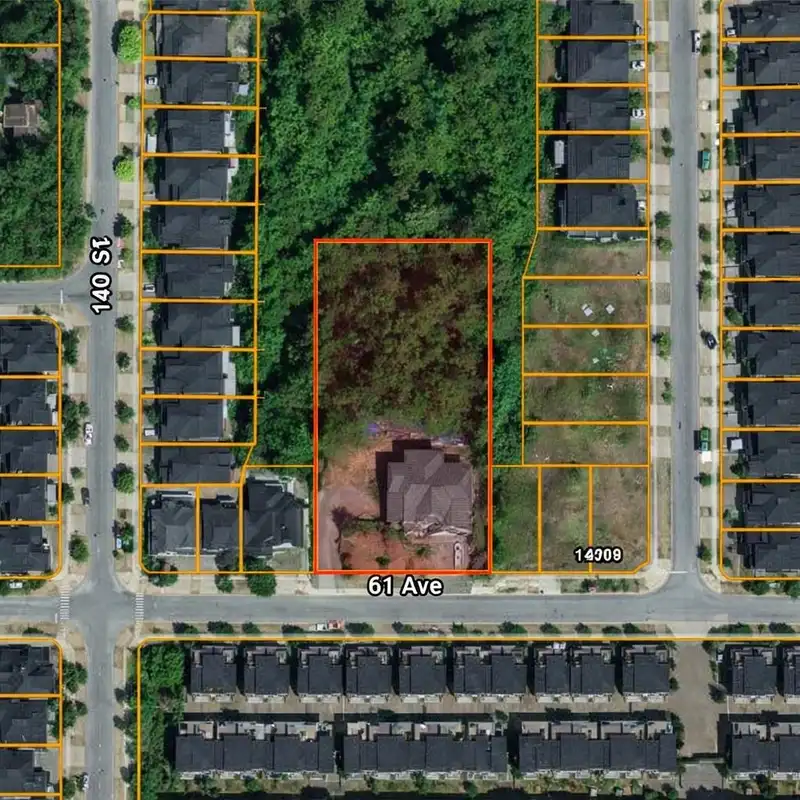 14047 61 AVENUE - photo 2 of 8