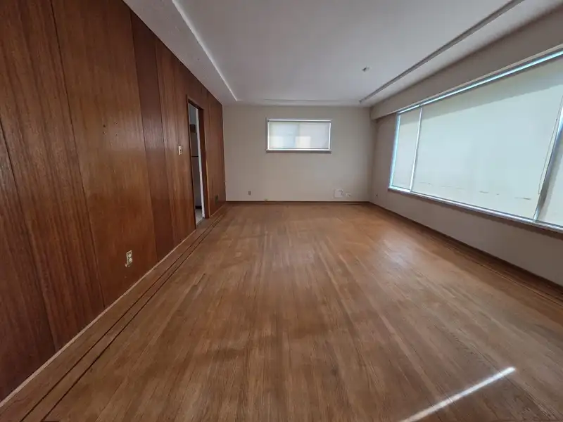 9716 HEATHER STREET - photo 3 of 23