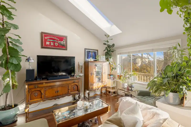 612 E 4TH STREET - photo 1 of 30