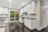 2489 SUNNYSIDE PLACE - thumbnail 12