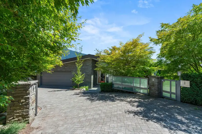 98 BONNYMUIR DRIVE - photo 1 of 27