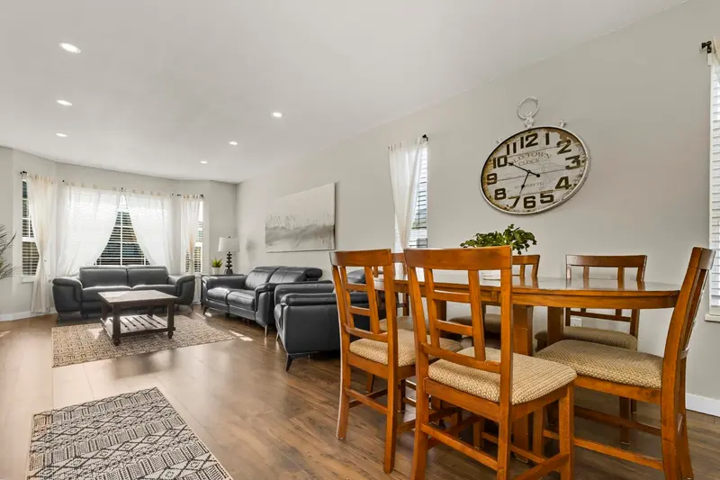 50977 NEVIN ROAD - photo 3 of 25