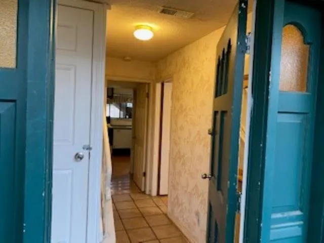 6391 NADINE CRESCENT - photo 2 of 17