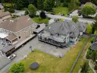 5733 136B STREET - thumbnail 3
