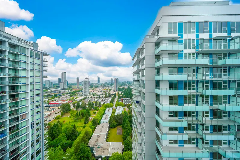 3301 13768 100 AVENUE - photo 2 of 25