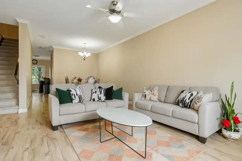 22 8633 159 STREET - photo 3 of 17