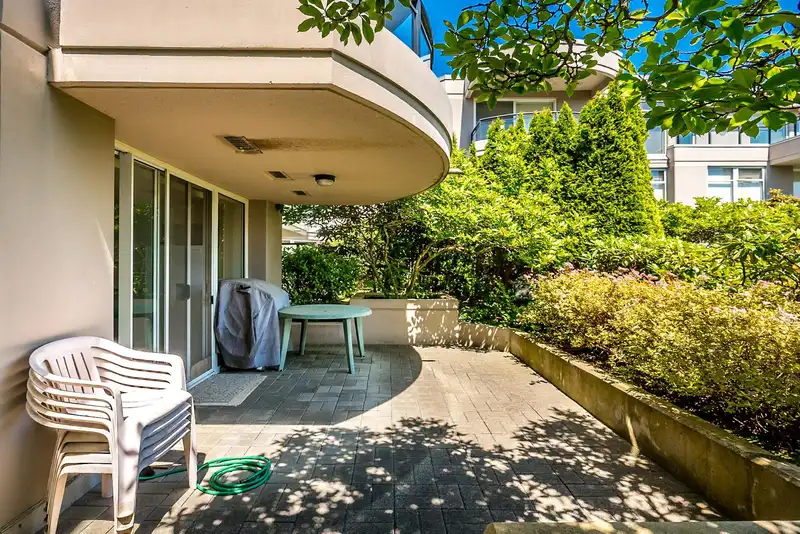 214 8480 GRANVILLE AVENUE - photo 4 of 40