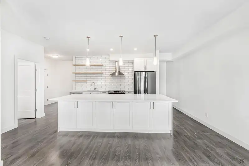 23 1419 MCCALLUM ROAD - photo 1 of 23