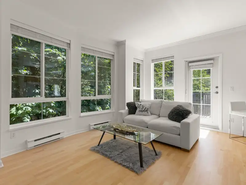 412 5605 HAMPTON PLACE - photo 3 of 26
