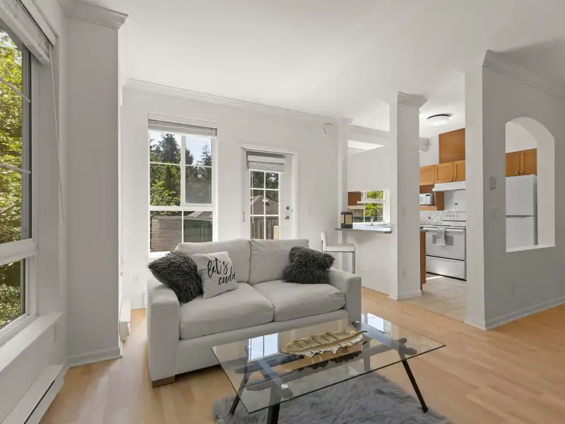 412 5605 HAMPTON PLACE - photo 4 of 26