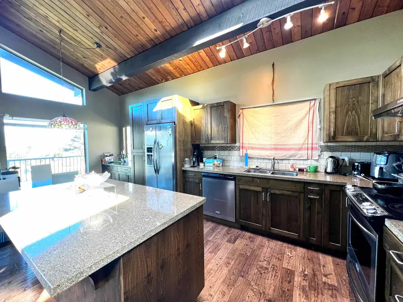 5129 CHAPMAN ROAD - photo 4 of 25