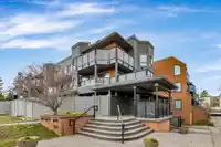102 1830 E SOUTHMERE CRESCENT - thumbnail 1