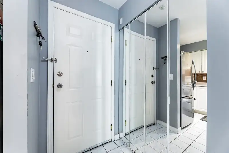 309 14377 103 AVENUE - photo 3 of 14