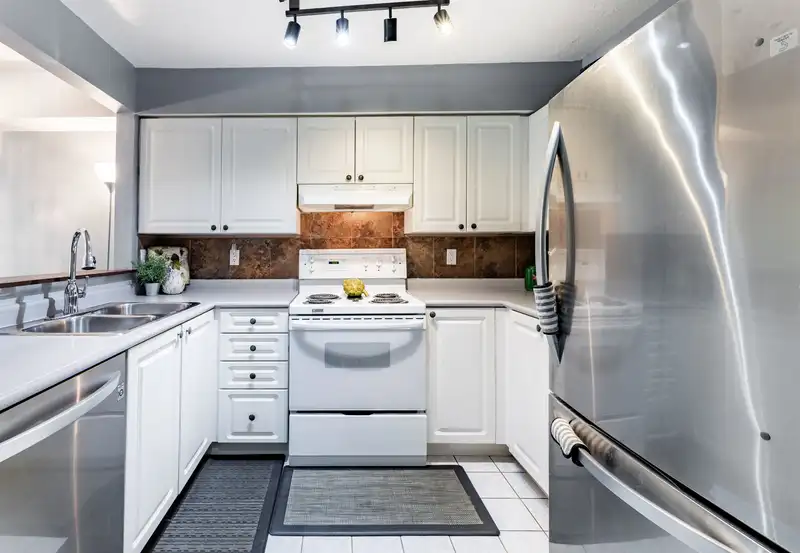 309 14377 103 AVENUE - photo 4 of 14