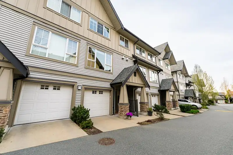 128 2501 161A STREET - photo 1 of 40