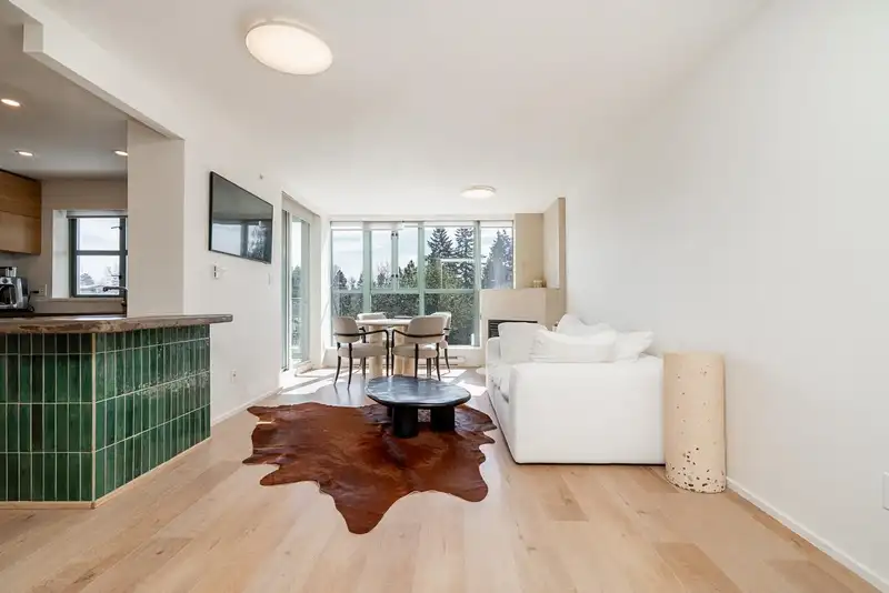 1102 200 NEWPORT DRIVE - photo 4 of 39