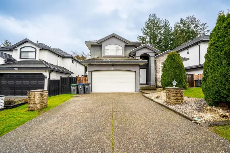 7658 147A STREET - photo 1 of 25