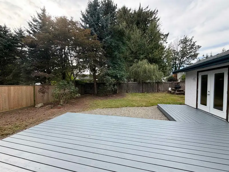 817 MOUNTAINVIEW DRIVE - photo 4 of 28