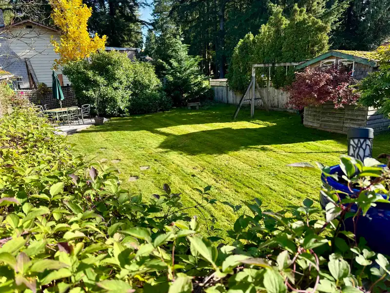 3800 204 STREET - photo 4 of 40