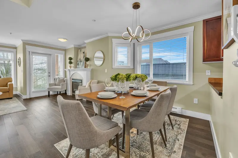 302 152 E 12TH STREET - photo 1 of 25