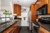 104 2412 ALDER STREET - thumbnail 9