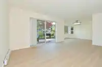 107 1459 BLACKWOOD STREET - thumbnail 2